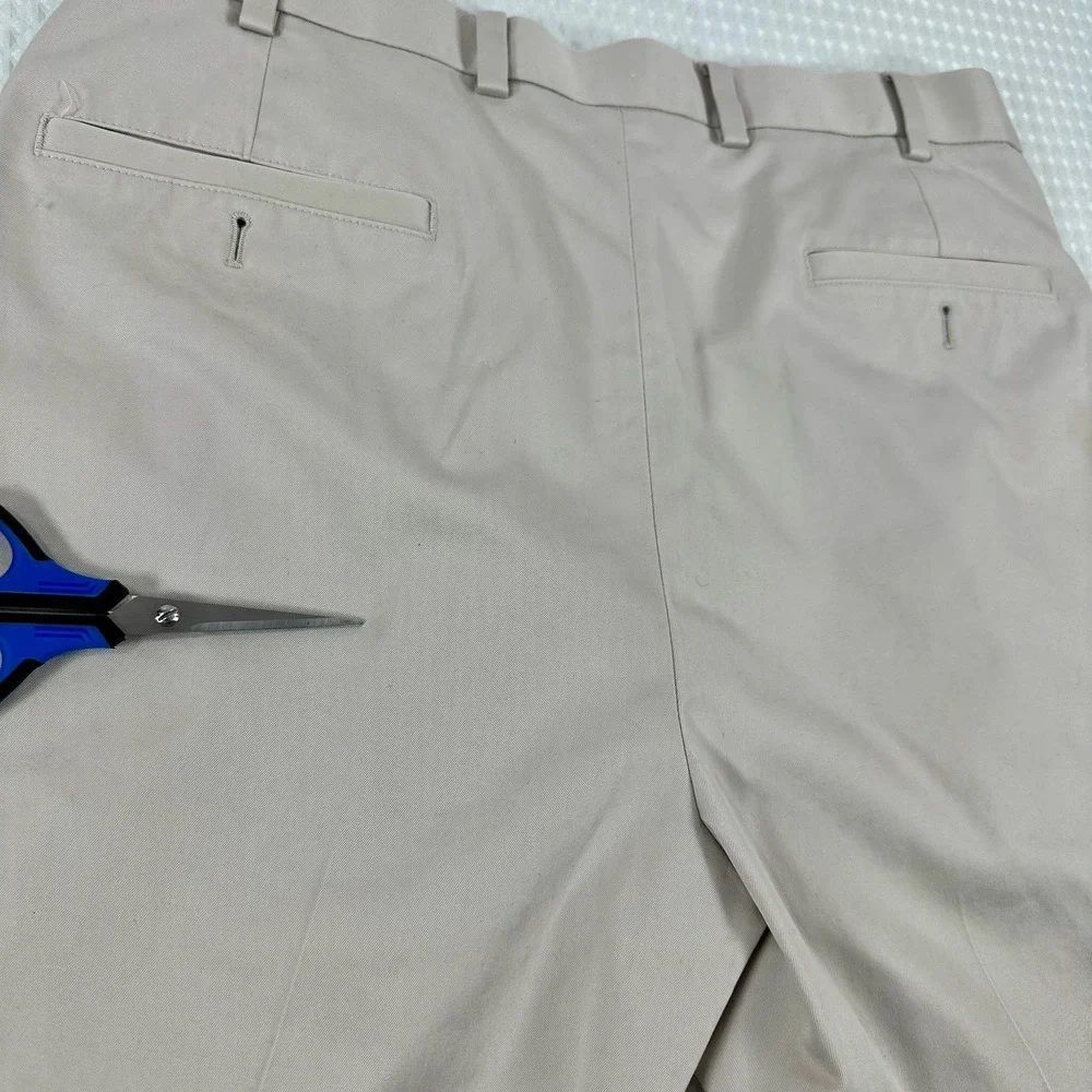 Brooks‎ Brothers Advantage Chino Mens Shorts W35 Pleated Flat Light Weight READ